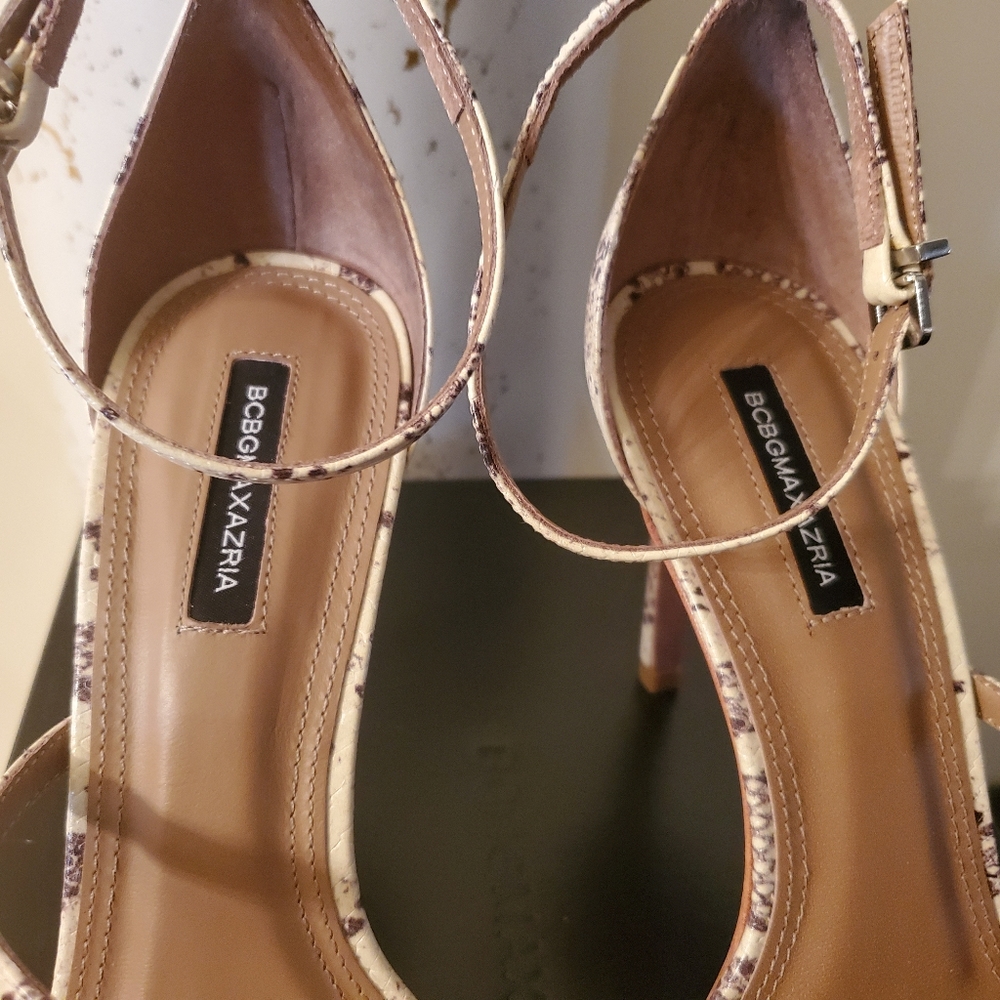 BCBGMAXAZARIA Snake Leather Sandals - Picture 5 of 15